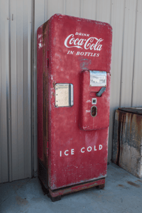 vintage coca cola vending machine in georgia